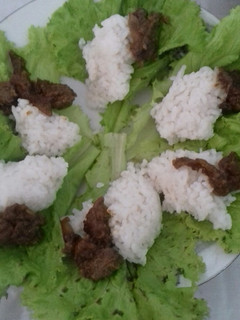 Foto resep Nasi kepal daging teriyaki