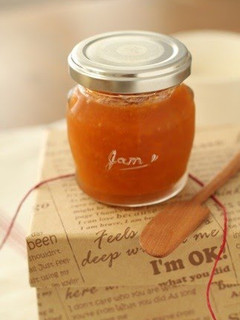 A picture of Seasonal Apricot Jam.