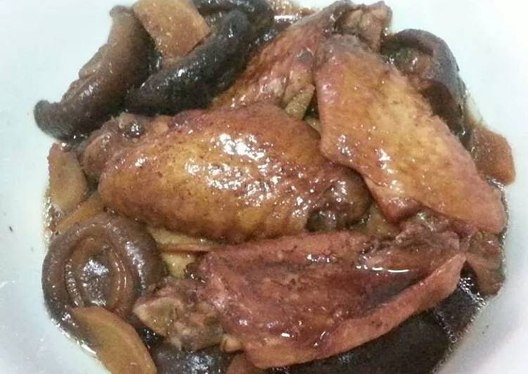 How to Make Stew chicken wings with Chinese mushroom in 12 Minutes for Beginners