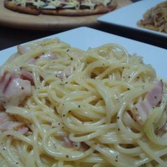 A picture of Carbonara with Rich Cheese.