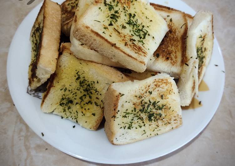 Resep Garlic Bread ala Pizza Hut yang Bikin Ngiler