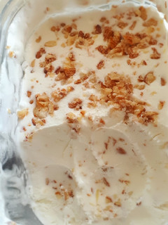 A picture of Almond ice cream.