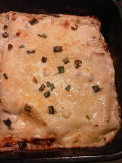 A picture of Chicken Alfredo Lasagna.