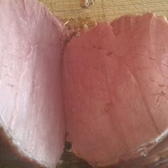 A picture of Roasted corned beef.