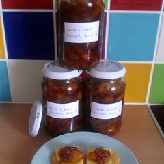A picture of Vickys White Grape & Apple Chutney, GF DF EF SF NF.