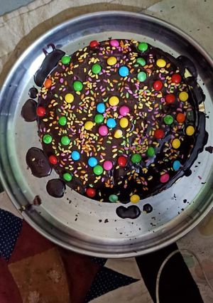 ચોકલેટ કેક(Chocolate cake recipe in gujarati) રેસીપી મુખ્ય ફોટો