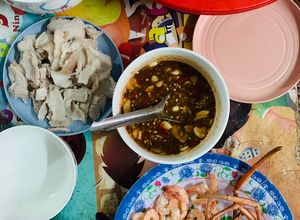 Hình của món Gỏi cuốn tôm thịt.