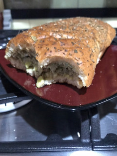 Una foto de Ciapata de puré de sardina y aguacate