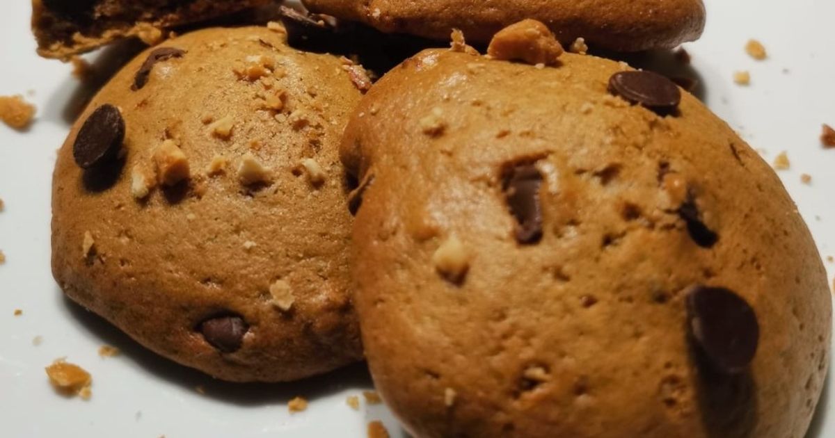 Cookies με φυστικοβούτυρο και σοκολάτα υγείας!-image