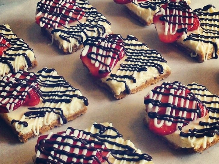 Easy Steps Prepare|Recipe} Deliciously Easy Cheesecake Squares! the Delicious, So Delicious