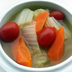 A picture of Napa Cabbage and Carrot In Chicken Soup.