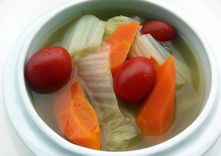 Easy Napa Cabbage and Carrot In Chicken Soup