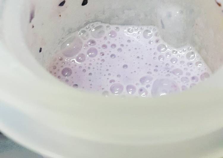Steps to Prepare Speedy Grape Milk