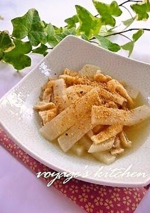A picture of Daikon Radish and Fried Tofu Simmered in White Dashi.