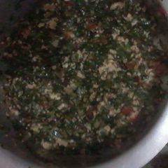 A picture of Sukumawiki mixed with eggs.