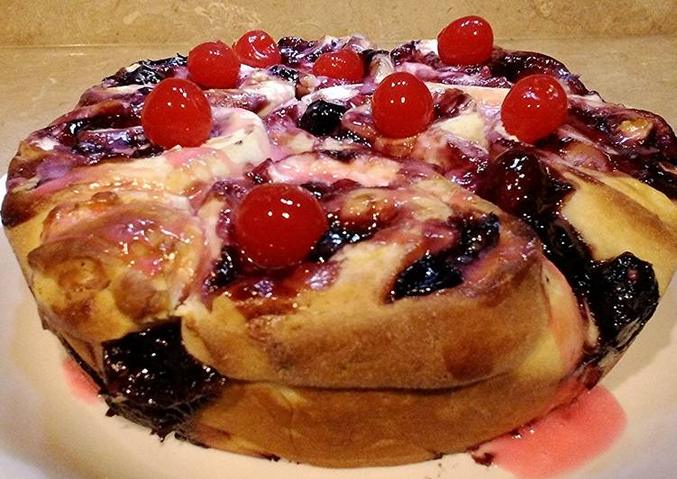 Easiest Way to Make Any-night-of-the-week Tipsy Dark Cherry Cheese Buns