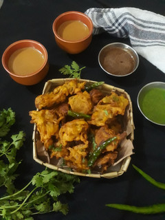 प्याज़ पकौड़ा (pyaz pakoda recipe in Hindi) रेसिपी मुख्य फोटो