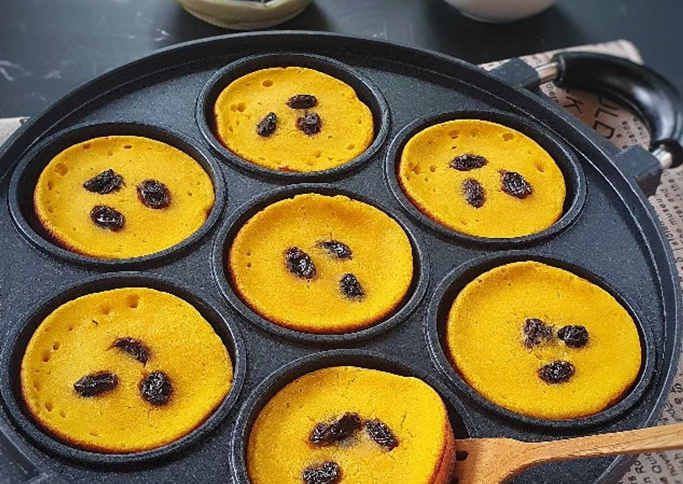 307. Kue Lumpur Labu Kuning