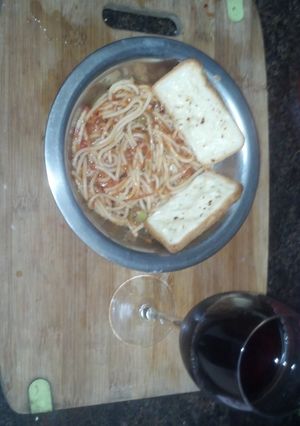 A picture of Spaghetti in Arabiatta sauce (veg).