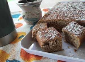 Una foto de Torta de banana y coco