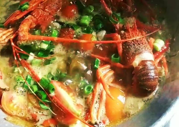 Bagaimana Menyiapkan Lobster black paper sauce 🦐 yang Bisa Manjain Lidah