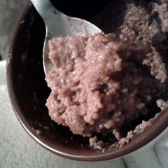 A picture of Chocolate oatmeal.