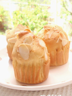 A picture of Banana Cupcakes.