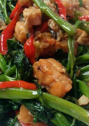 Foto resep Kangkung tempe tumis tiram kids