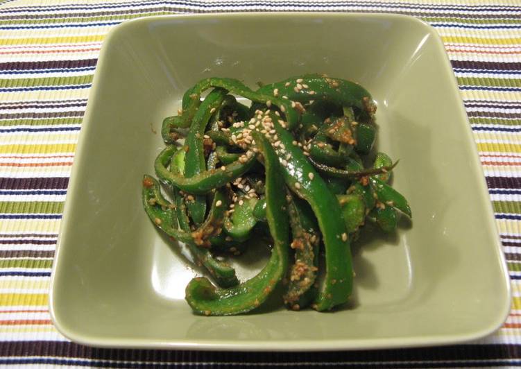 Simple Way to Make Award-winning Green Pepper Sautéed with Sesame Seeds