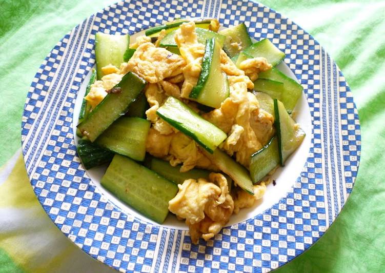 Everyday Fresh Chinese Cucumber and Egg Stir-Fry
