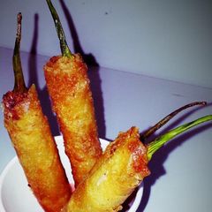 A picture of Dynamite (Chili Spring Rolls).