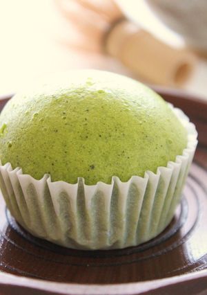 A picture of Steamed Matcha Green Tea Buns with Pancake Mix.