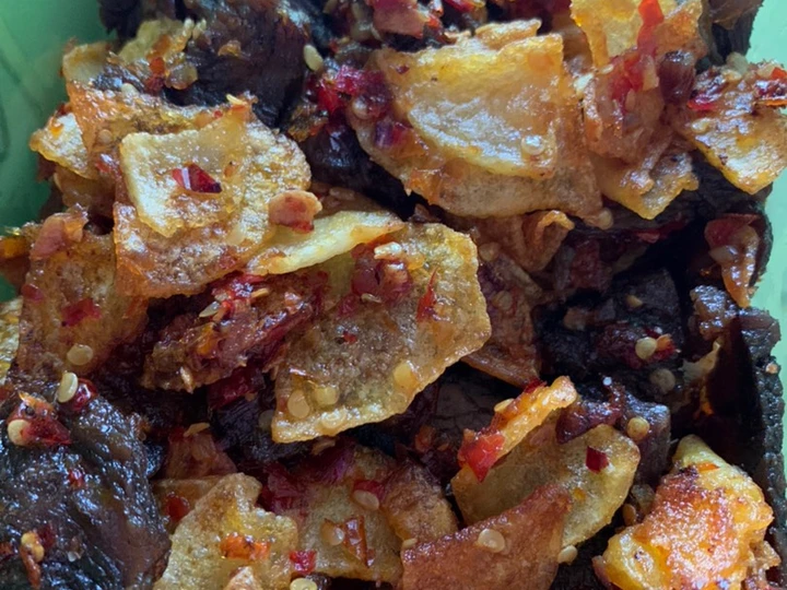 Langkah Gampang Membuat Resep Balado sapi goreng kentang yang Sempurna