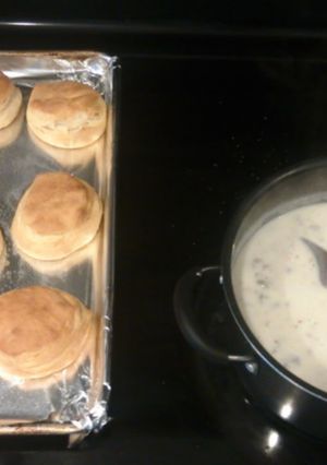 A picture of Sausage Gravy.