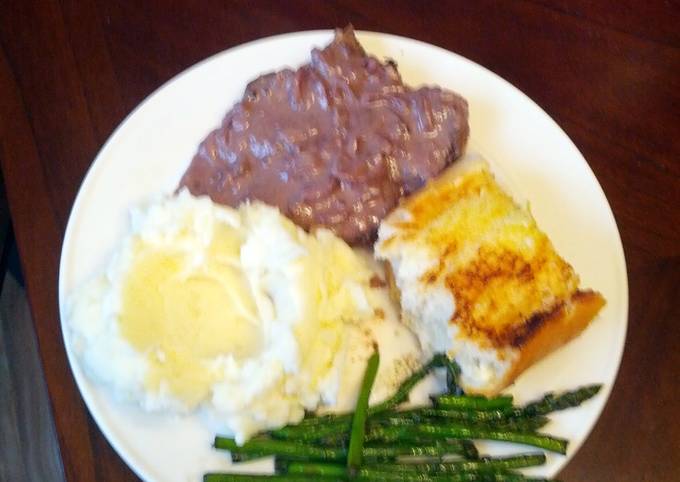 Venison steaks with red wine blue cheese sauce