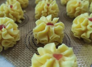 Gambar Semperit Dahlia Klasik