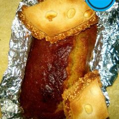 Banana cake/bread A picture of Banana cake/bread.