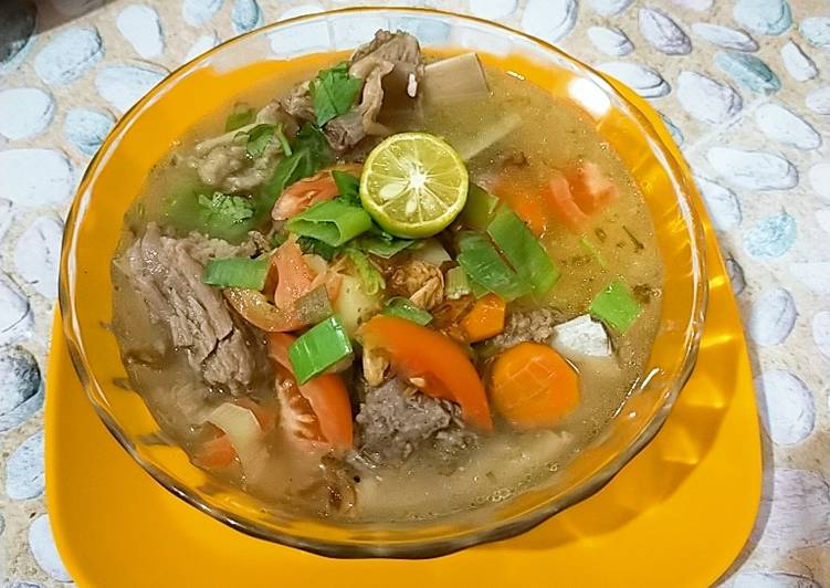Resep Sup daging dan tulangan kuah bening 🍵 Enak Banget