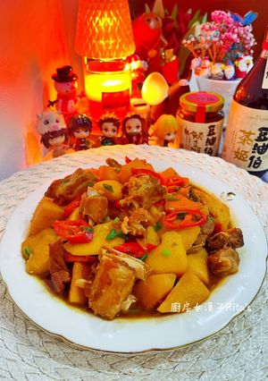 A picture of Braised Pork Ribs with Potatoes.