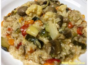 Foto principal de Risotto de verduras y champiñones