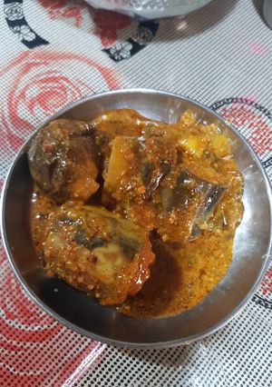 ભરેલા કેળા રીંગણ (Stuffed Banana Ringan Recipe In Gujarati) રેસીપી મુખ્ય ફોટો