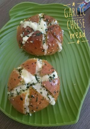 Foto resep "Garlic Cheese bread"