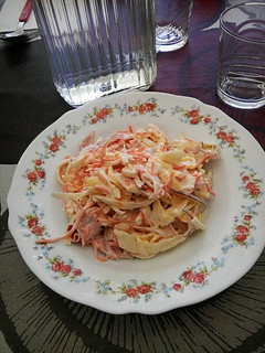 Una foto de Ensalada de col y manzana