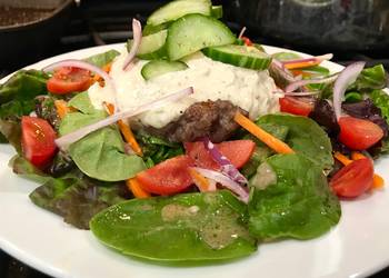 How to Prepare Appetizing Burger Salad