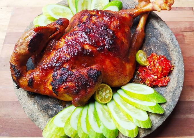 Resep Ayam Bakakak Bumbu Bacem, Enak Banget