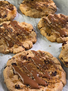 A picture of Almond Meal Cinnamon Raisin Cookies.