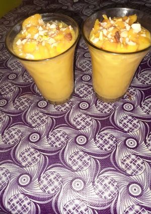 मैंगो शेक (Mango shake recipe in Hindi) रेसिपी मुख्य फोटो