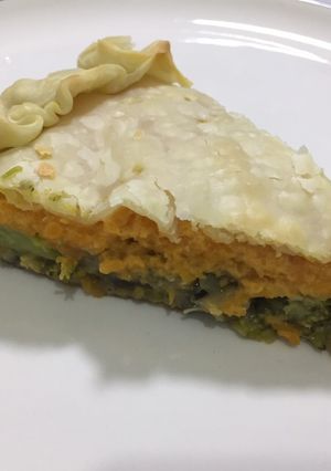 Una foto de Tarta de zapallo y verduras