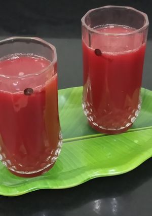 બીટરૂટ જ્યુસ (Beetroot Juice Recipe In Gujarati) રેસીપી મુખ્ય ફોટો
