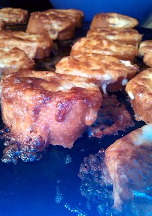 A picture of Bubble cheese bread.
